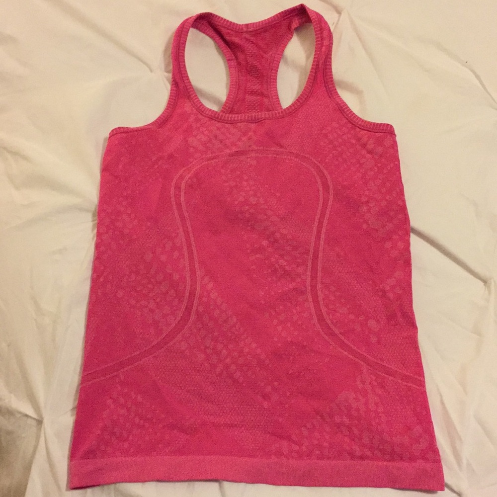 Lululemon top
